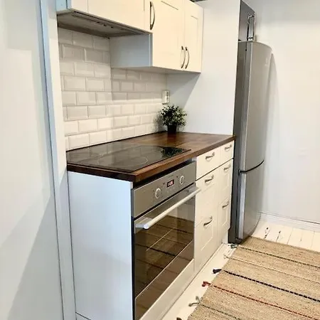 Huoneisto Cute Loft With Great Location